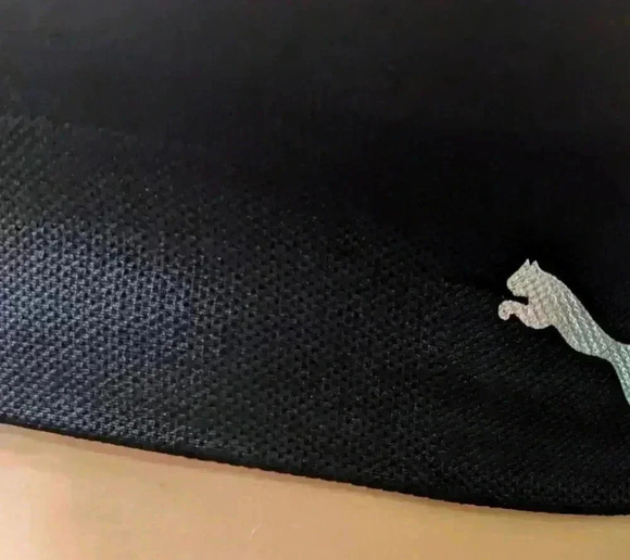 Puma Sports Bra Black Medium - Picture 2 of 4